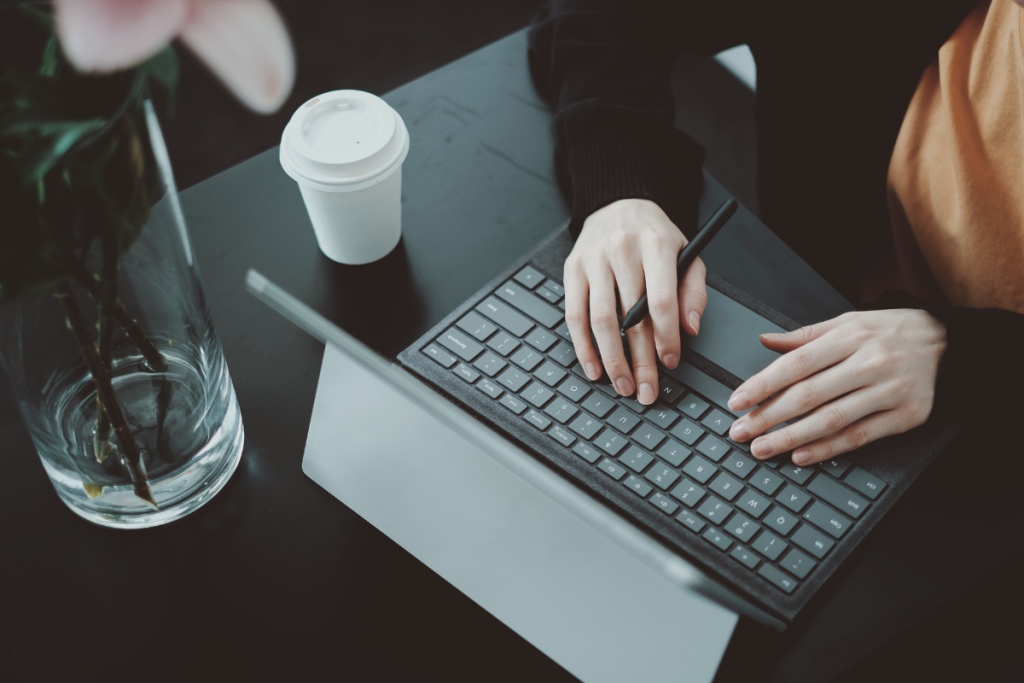 Secured vs. Unsecured Loans from Licensed Moneylenders: Which is Right for You?